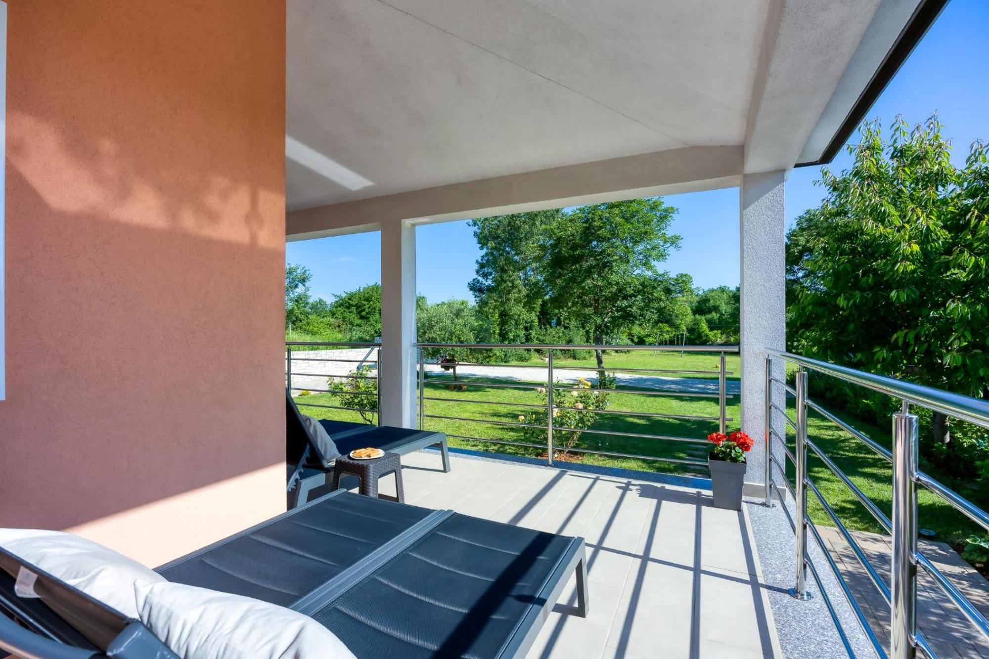 Holiday House Sunset Bale Extérieur photo